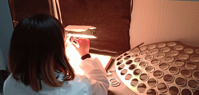 La lentille achromatique ronde de doublet, des doublets en verre optique a cimenté des lentilles